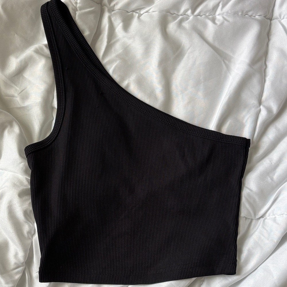 SHEIN Black One-Shoulder Ribbed Top